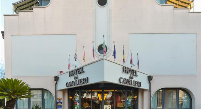 Extérieur de Best Western Hotel Dei Cavalieri - Barletta - 98207