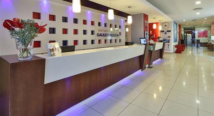 Hall de Best Western Plus Hotel Galileo Padova  à Padova - 98295