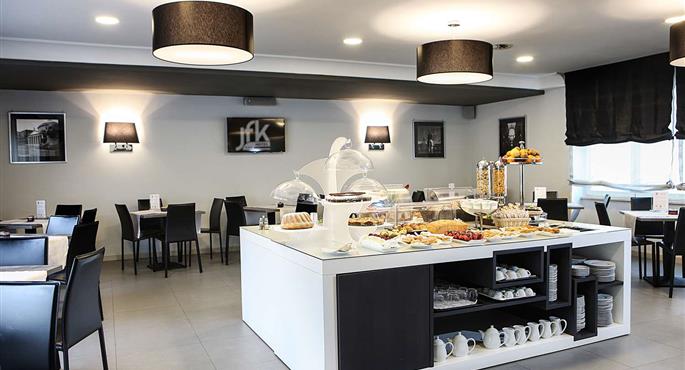 Restaurant de Best Western JFK Hotel - Naples - 98366