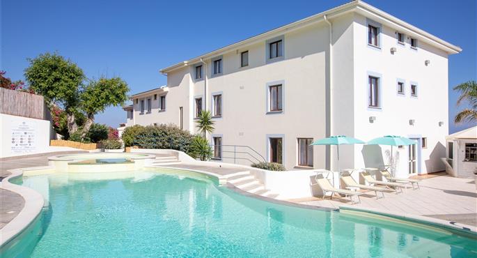 Piscine de Hotel Blumarea, BW Signature Collection - Castelsardo - 98415