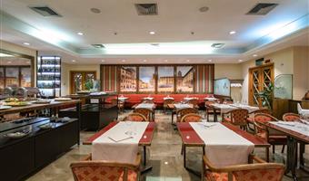 1 lit queen size, non fumeur, chambre standard :