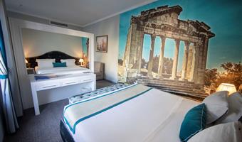 suite- 1 lit king size, non fumeur, chambre executive, deux canapés-lits pour 1, vue sur le jardin, mini-réfrigérateur, avec air-conditionné, petit déjeuner complet