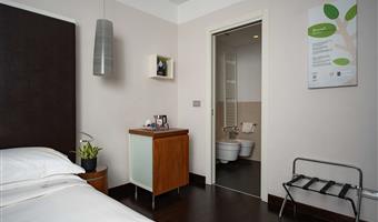 1 lit king size, chambre standard :