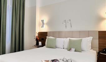 1 lit queen size, chambre confort
