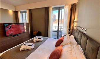 1 lit queen size et 1 lit simple, chambre confort, chambre triple