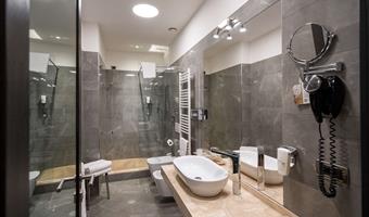 1 lit queen size et 1 lit simple, chambre triple classique, accès à internet gratuit