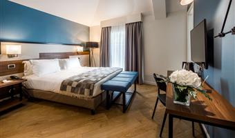 1 lit king size 1 lit simple, non fumeur, chambre familiale, un lit supplémentaire, wi-fi gratuit, coffre-fort, bouilloire