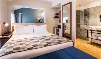 1 lit king size 1 lit simple, non fumeur, chambre familiale, un lit supplémentaire, wi-fi gratuit, coffre-fort, bouilloire