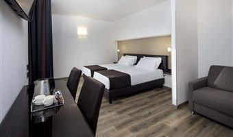 2 lits simples, non fumeur, chambre familiale, canapé-lit