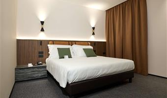 1 lit king size, non fumeur, junior suite, canapé-lit, terrasse, salon, welcome minibar, coffee machine