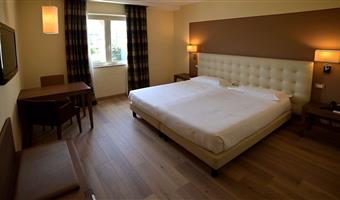 1 lit king size 1 lit simple, chambre classique