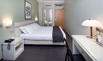 1 lit queen size, non fumeur, chambre confort