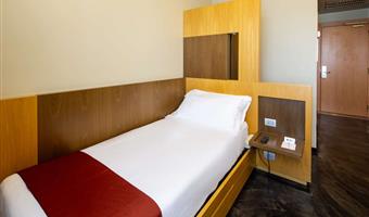 1 lit simple, non fumeur, chambre standard