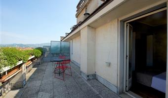 1 lit queen size, chambre superieure, terrasse, vue panoramique, wi-fi