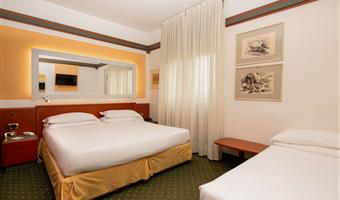 1 lit king size 1 lit simple, chambre classique, lits jumeaux sur demande