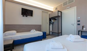 1 lit king size 1 lit simple, chambre classique, lits jumeaux sur demande