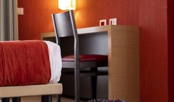 1 lit king size, non fumeur, chambre familiale, lits superposés, wi-fi gratuit, pc safe, bouilloire
