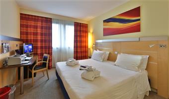 1 lit king size, chambre confort, lits jumeaux disponibles sur demande