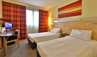 1 lit king size, chambre confort, lits jumeaux disponibles sur demande