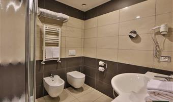 2 lits queen size, chambre comfort, 30 m², chambre non-fumeurs, insonorisation, wi-fi
