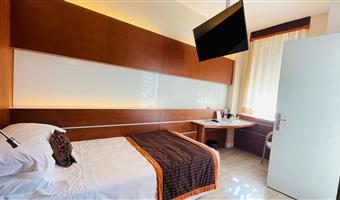 1 lit simple, chambre standard :