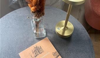 1 lit king size, chambre confort, convertible en deux lits simples