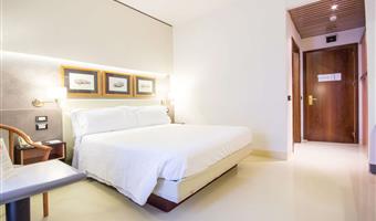 1 lit queen size, chambre non fumeur, chambre confort