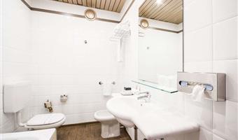 1 lit queen size, non fumeur, chambre classique accessible