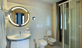 1 lit queen size et 1 lit simple, non fumeur