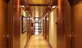 1 lit king size, chambre standard :, parking gratuit à proximité des chambres, vue sur la montagne