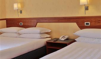 1 lit king size 1 lit simple, chambre classique