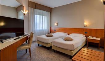 2 lits simples, chambre classique