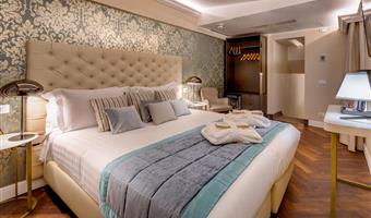 1 lit queen size, junior suite, canapé-lit une personne