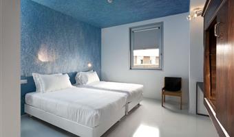 1 lit king size et 1 lit simple pour un enfant jusqu'à 12 ans, chambres non-fumeurs, chambre standard, douche