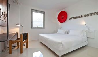 1 lit king size, non fumeur, chambre superieure, minibar gratuit, peignoir et chaussons