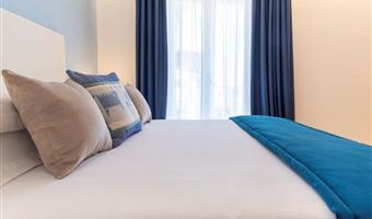 1 lit queen size et 1 lit simple, non fumeur, chambre confort