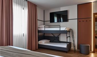 1 lit king size, non fumeur, chambre confort, canapé convertible en lit superposé, convertible en deux lits simples