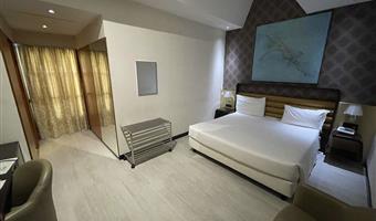 1 lit king size, non fumeur, balcon