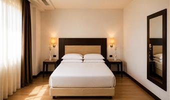 1 chambre double accessible en fauteuil roulant, accessible aux personnes à mobilité réduite, douche avec accès handicapés, chambre confort, non fumeur
