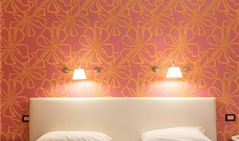 1 letto matrimoniale queen size, 1 divano letto singolo, camera tripla colazione completa