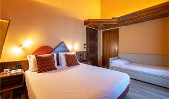 1 letto matrimoniale queen size, camere non fumatori, camera executive, divano letto, bollitore per tè e caffè, accappatoio