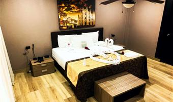 1 letto matrimoniale king size, camere non fumatori, colazione completa