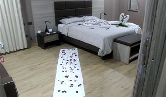 1 letto matrimoniale king size, camere non fumatori, colazione completa