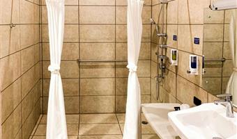 1 letto matrimoniale queen size, camere non fumatori, colazione completa