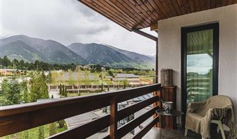 appartamento - 1 letto queen size, 2 letti singoli, camere non fumatori, due camere da letto, divano letto, angolo cottura, caminetto, collegamento wi-fi, colazione completa