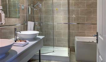 suite -1 letto queen size, camere non fumatori, idromassaggio jacuzzi