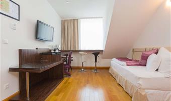 appartamento - 2 camere 3 letti, posizione tranquilla, kitchenette, w-lan gratuita, caffè e tè, scrivania