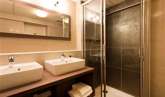 1 letto matrimoniale, camere non fumatori, camera deluxe, convertibile in due letti gemelli