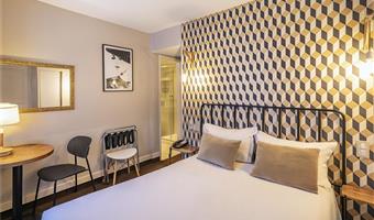 1 letto matrimoniale, camera standard, ubicazione sul lato interno dell'hotel, bollitore per tè e caffè