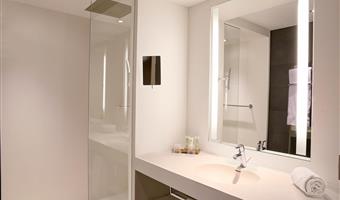 1 letto matrimoniale queen size, camere non fumatori, camera comfort, doccia a pioggia